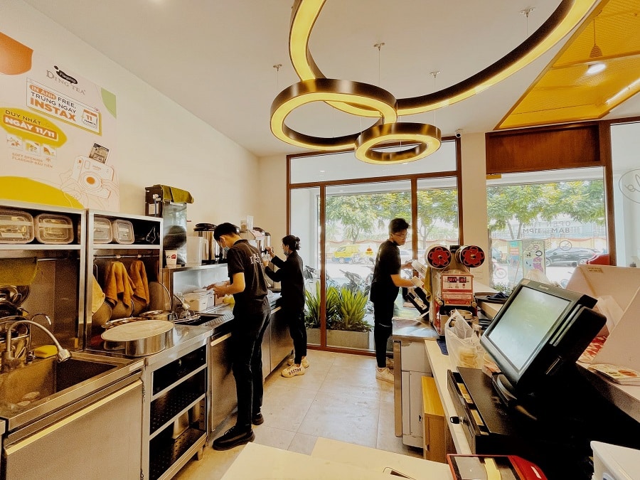 Master Franchise Ding Tea encourages young people to find out their passion