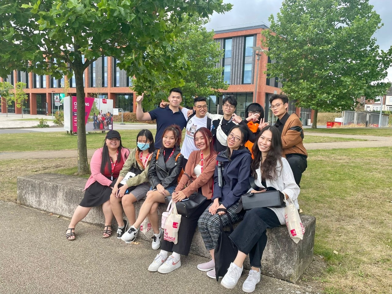 UK Trip 2022: 14 days of exploring The UK with BUV students