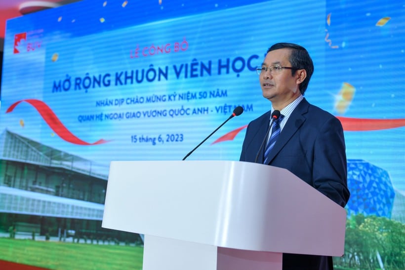 Thứ trưởng Nguyễn Văn Phúc phát biểu tại buổi lễ mở rộng khuôn viên BUV