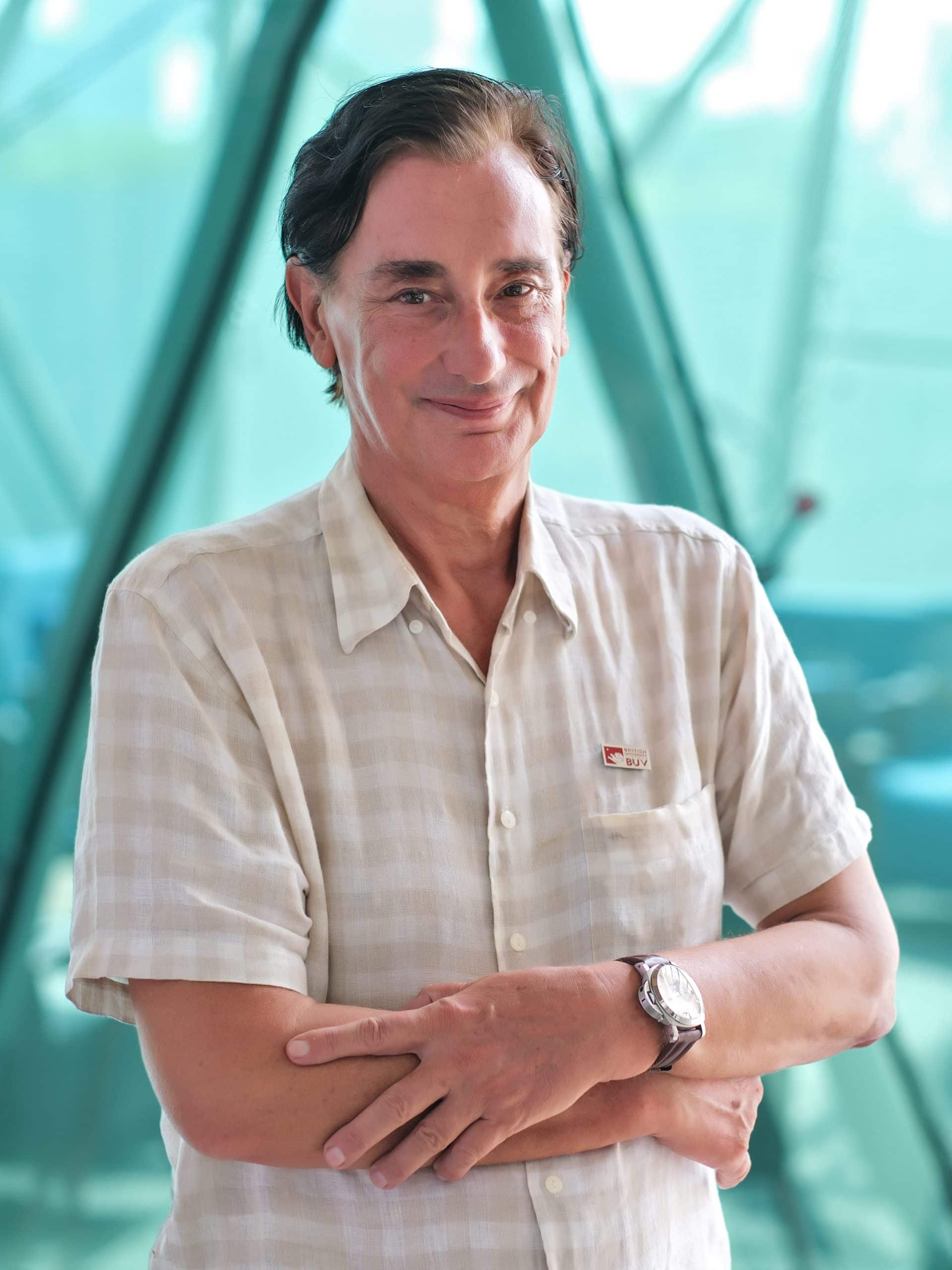 Tiến sĩ Chris Kirrane